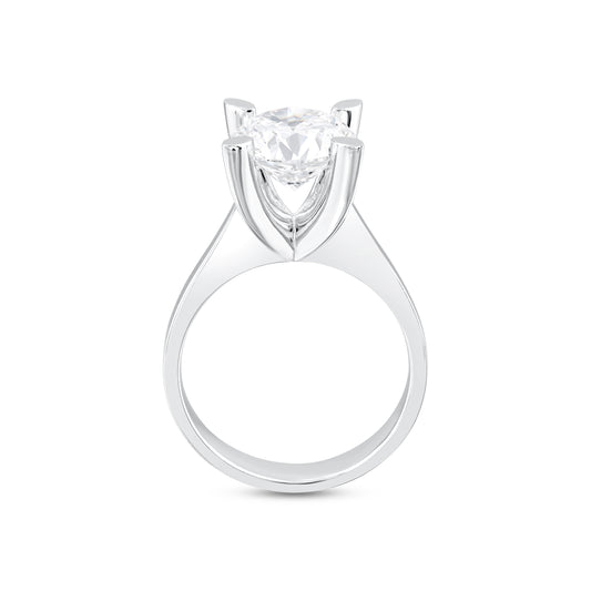 Basic Round Cut Engagement Ring