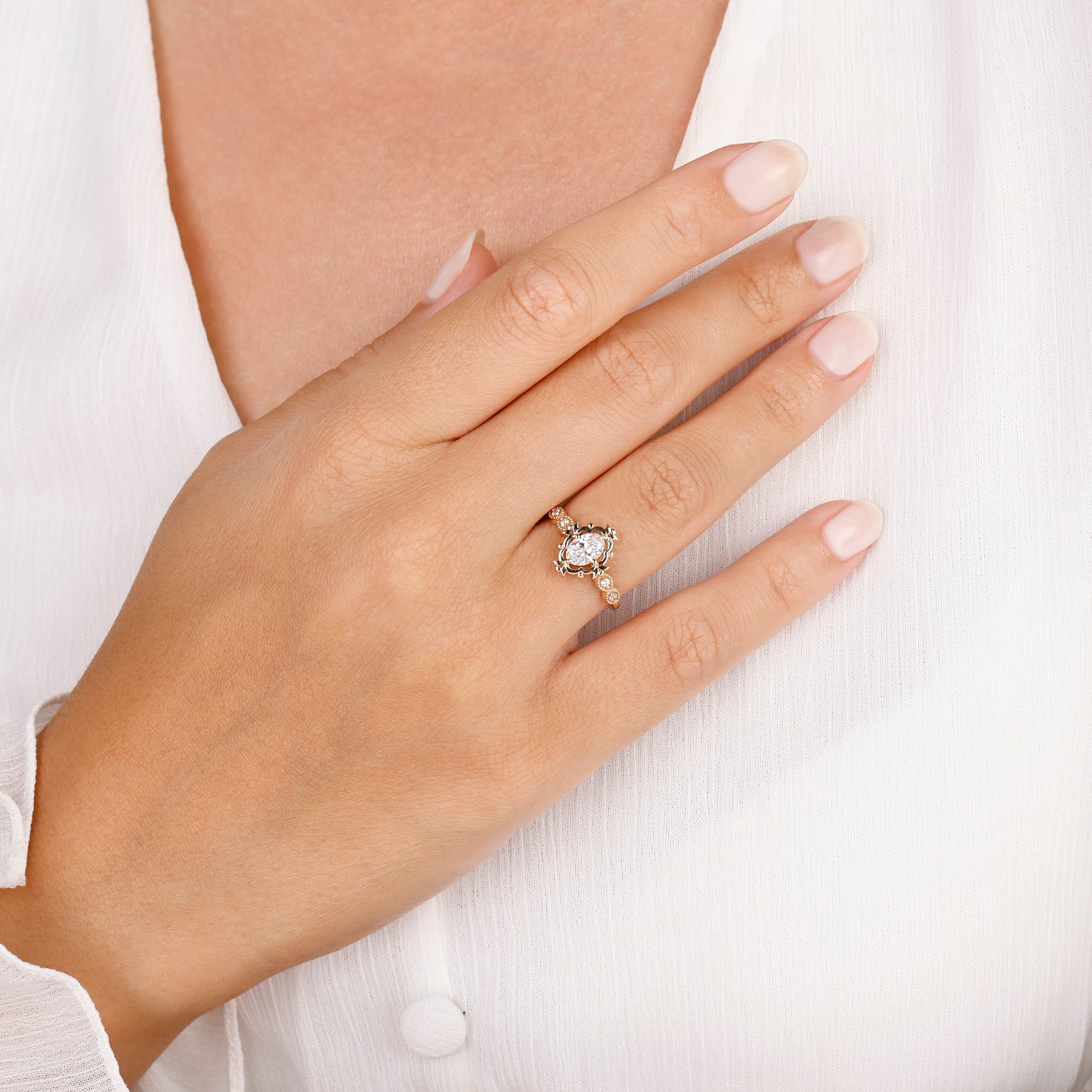 Oval Cut Engagement Ring