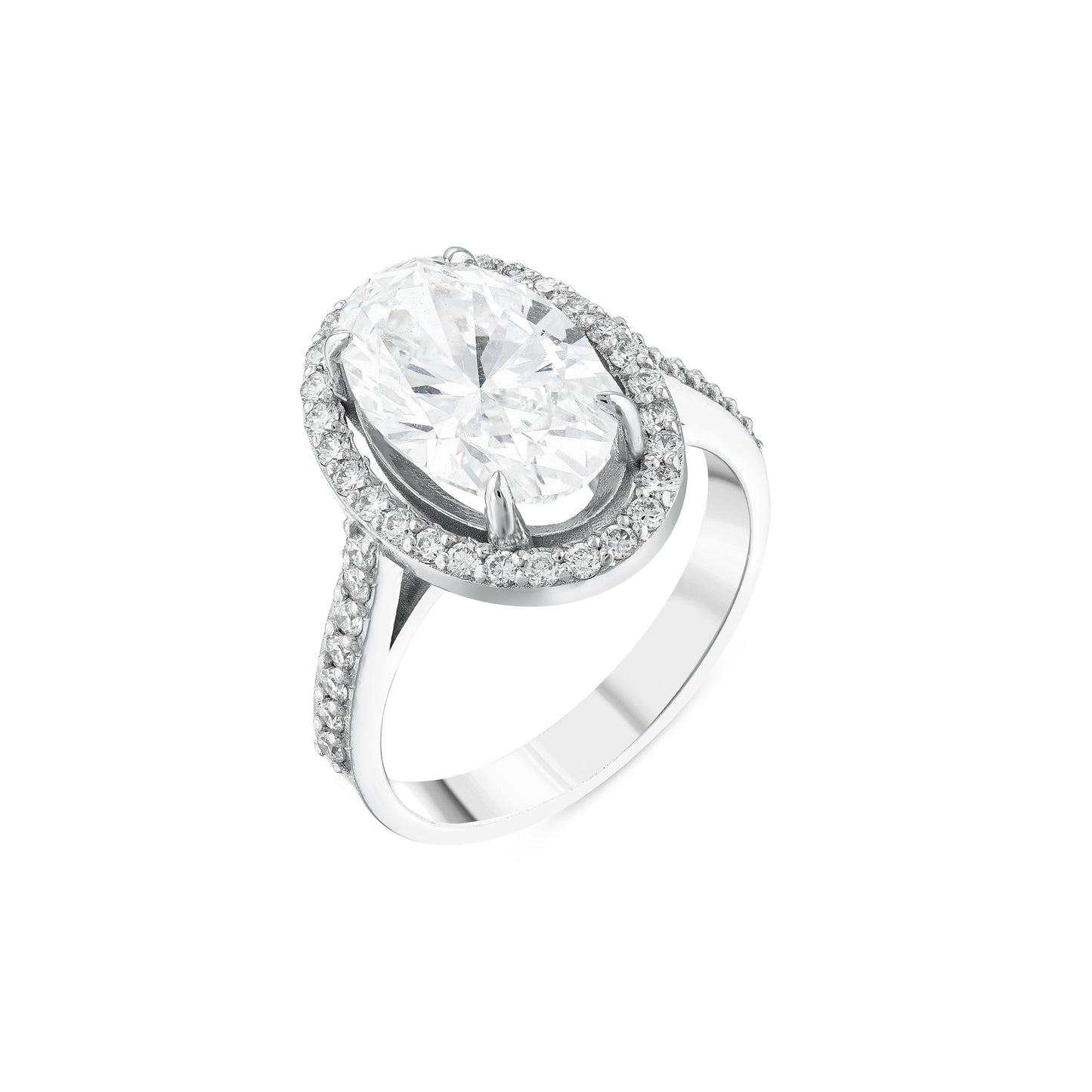 Oval Cut Engagement Ring